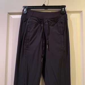 Lululemon Runderful Pant